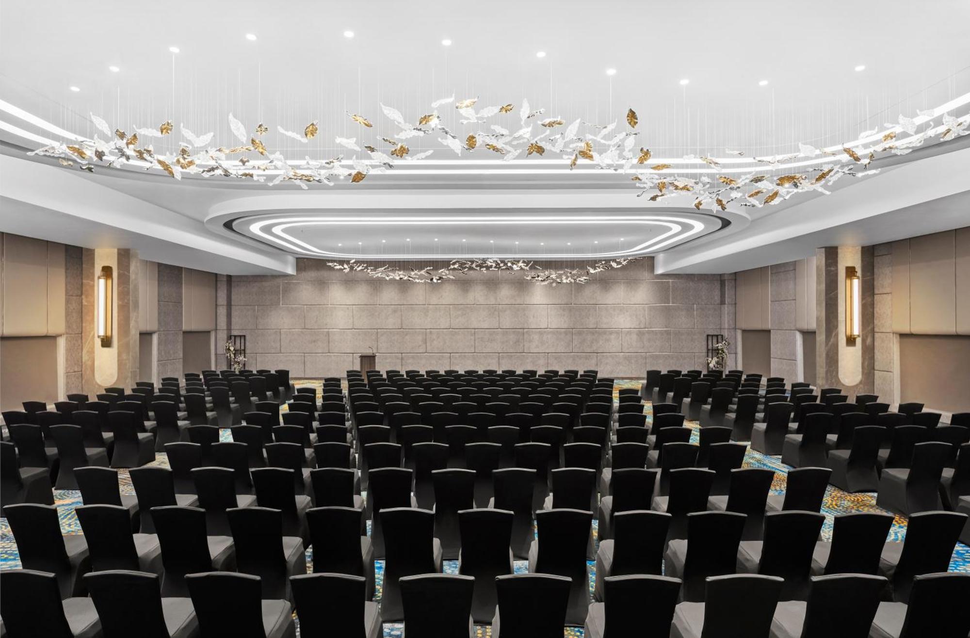 Novotel Mumbai International Airport Exterior foto The ballroom
